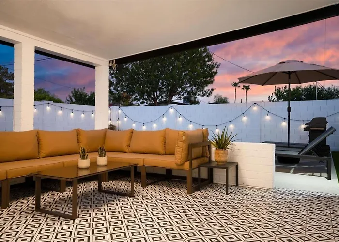 4br 3ba With Pool, Hot Tub, Putting Green, & Game Сasa de vacaciones
